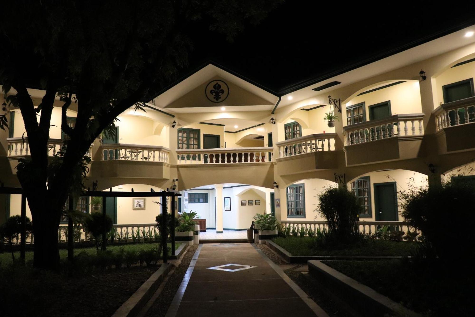 La Planta Hotel And Restaurant, Inc. Bais Exterior foto